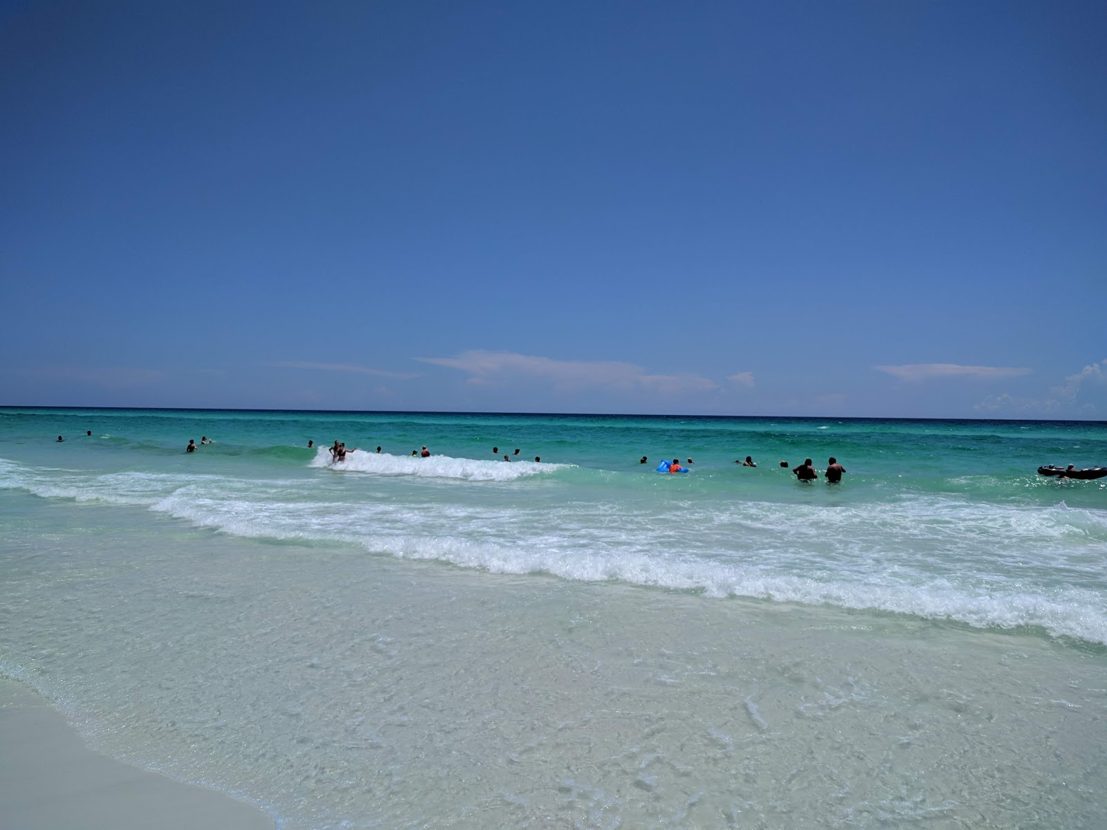 Foto von Blue Mountain Beach mit langer gerader strand