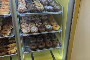 Niko’s donuts image