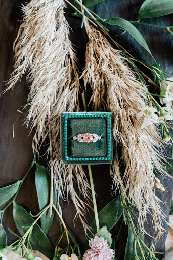 Jewelry Store «Mountz Jewelers - Camp Hill», reviews and photos, 3780 Trindle Rd, Camp Hill, PA 17011, USA