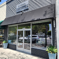 La Cañada Furniture & Design - Photo 4 - Car repair in Montrose, CA, Glendale
