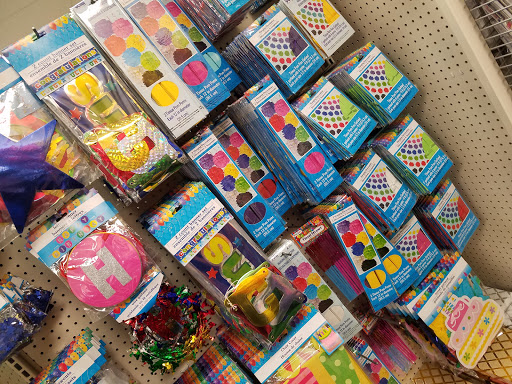 Dollar Store «Dollar Tree», reviews and photos, 882 S Main St, Cheshire, CT 06410, USA