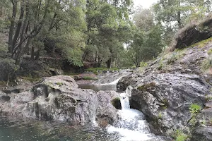 Praia Fluvial do Manadelo image