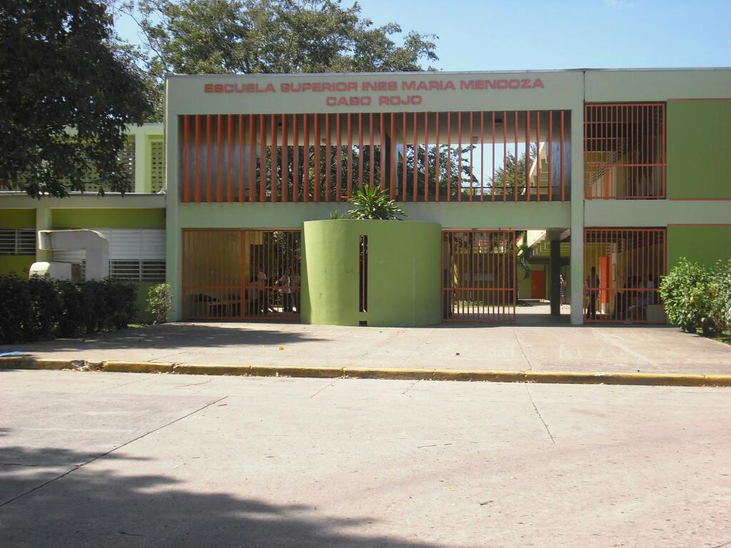 Escuela Superior Ins Mara Mendoza, Cabo Rojo
