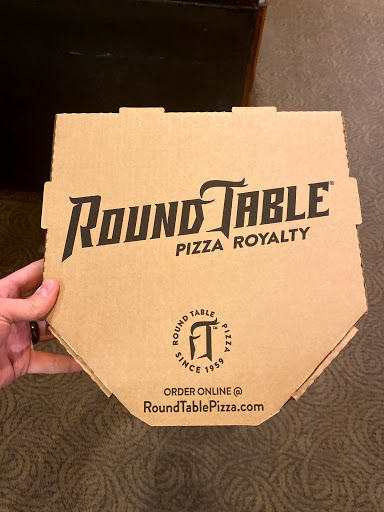 Pizza Restaurant «Round Table Pizza - University Place, WA», reviews and photos, 7011 27th St W, University Place, WA 98466, USA