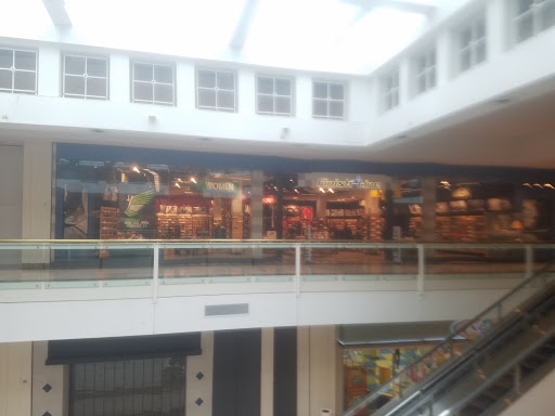 Shoe Store «Finish Line», reviews and photos, 801 Hawthorn Center, Vernon Hills, IL 60061, USA