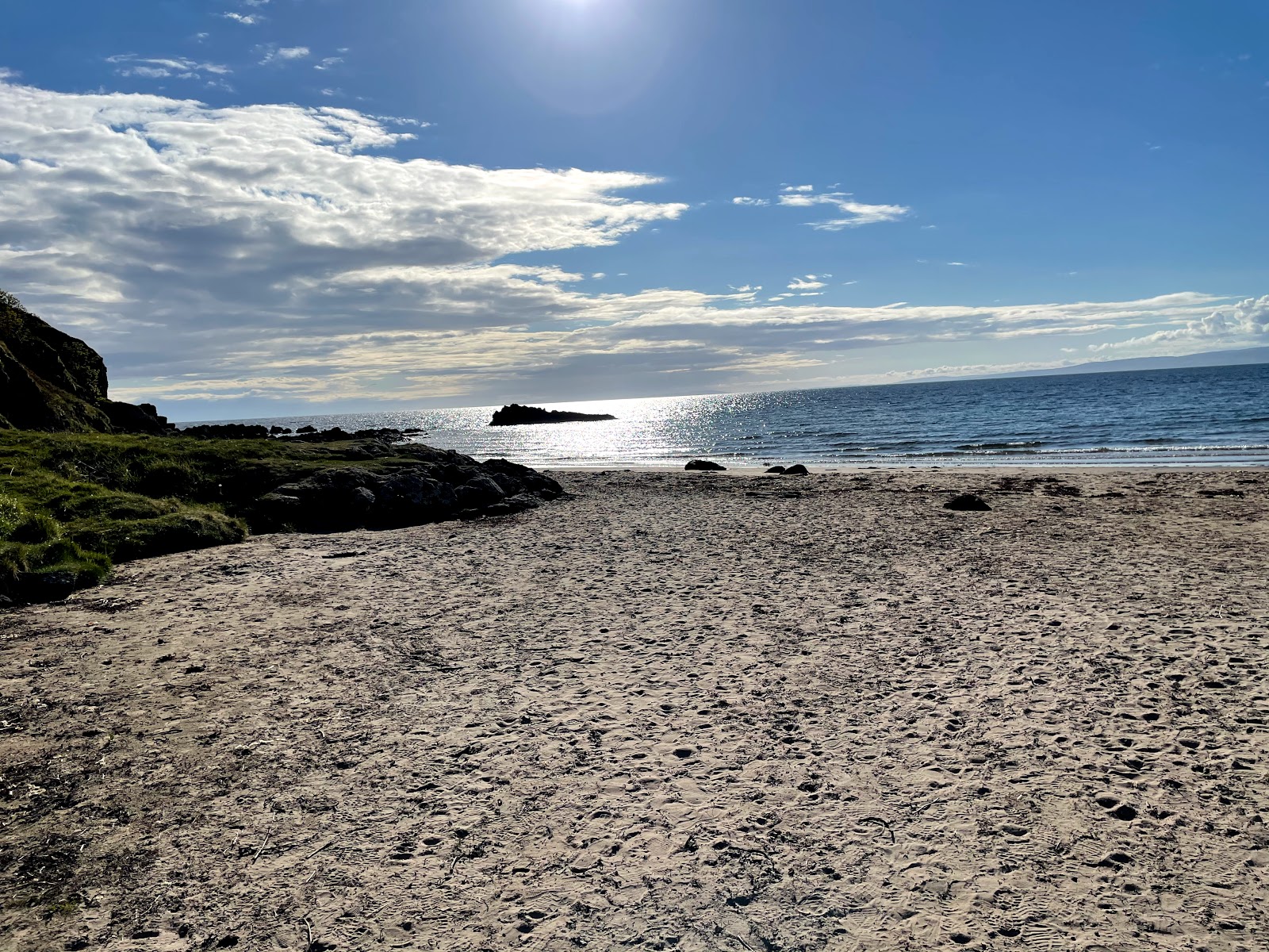 Culzean Beach'in fotoğrafı uçurumlarla desteklenmiş