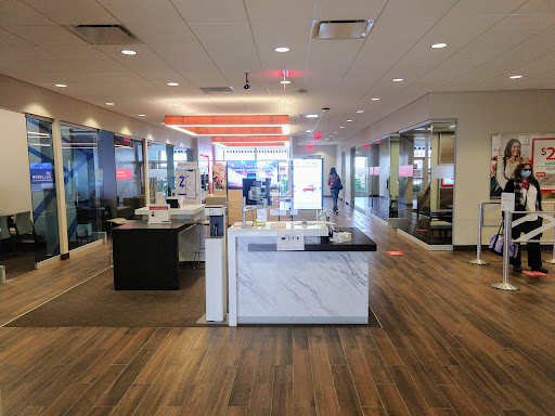 Shopping Mall «Waterside, Marina Del Rey», reviews and photos, 4700 Admiralty Way, Marina Del Rey, CA 90292, USA