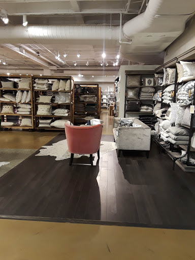 Furniture Store «High Fashion Home», reviews and photos, 3100 Travis St, Houston, TX 77006, USA