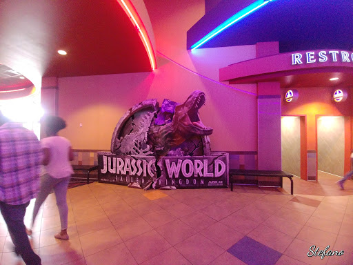 Movie Theater «Regal Cinemas Broward Stadium 12 & RPX», reviews and photos, 8000 W Broward Blvd, Plantation, FL 33388, USA