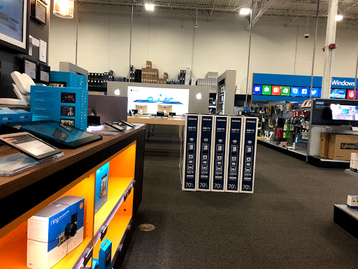Electronics Store «Best Buy», reviews and photos, 4650 1st Ave NE, Cedar Rapids, IA 52402, USA