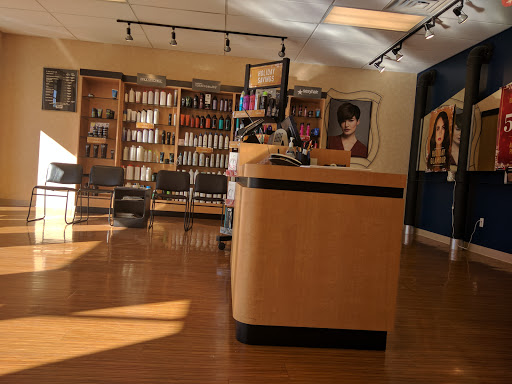 Hair Salon «TGF Hair Salon», reviews and photos, 1235 Kingwood Dr, Kingwood, TX 77339, USA