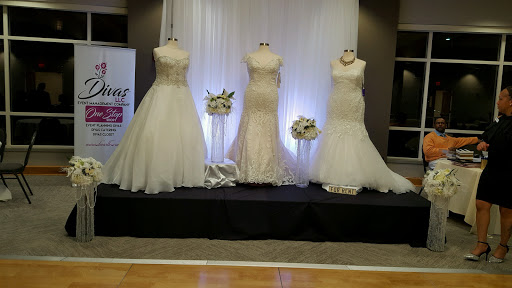 Bridal Shop «Divas Closet Bridal Boutique», reviews and photos, 1034 Merriam Ln, Kansas City, KS 66103, USA