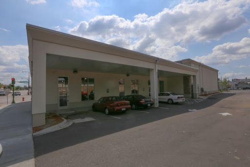 Laundromat «The Laundry Place Deluxe Laundromat», reviews and photos, 1475 University Ave W, St Paul, MN 55104, USA