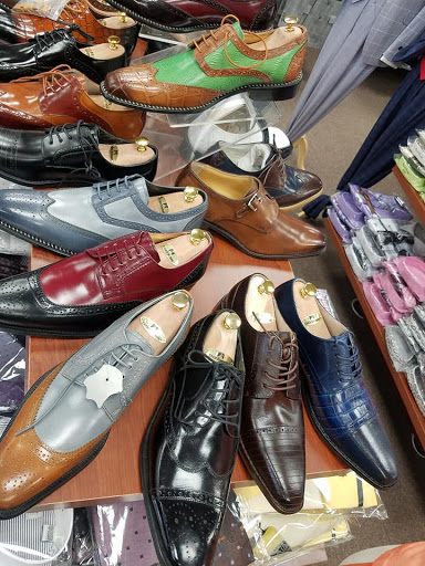 Clothing Store «The City Outlet Clothing», reviews and photos, 17653 Twelve Mile Rd, Lathrup Village, MI 48076, USA