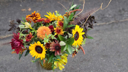Florist «Kathy and Company Florist», reviews and photos, 221 Colchester Ave, Burlington, VT 05401, USA