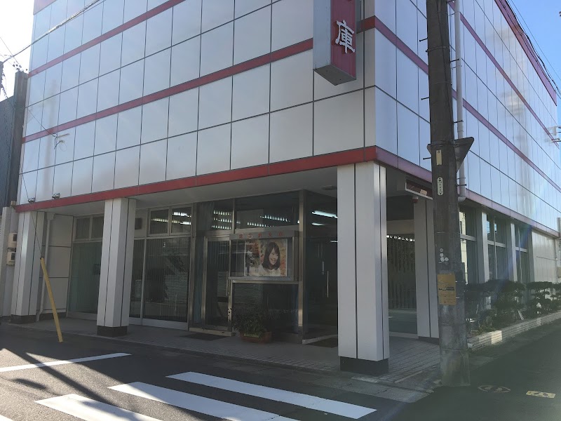 津信用金庫 久居支店