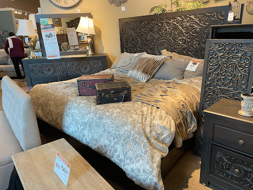 Furniture Store «Ashley HomeStore», reviews and photos, 3667 N Freeway Blvd, Sacramento, CA 95834, USA