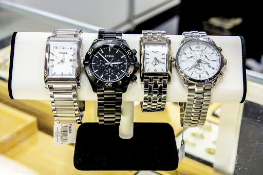 Pawn Shop «Quik Pawn Shop», reviews and photos, 622 15th St, Tuscaloosa, AL 35401, USA