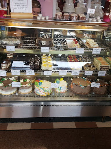 Dessert Shop «Dessert Works», reviews and photos, 302 Boston Providence Hwy, Westwood, MA 02090, USA