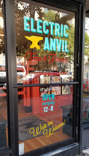 Tattoo Shop «Electric Anvil tattoo», reviews and photos, 721 Franklin Ave, Brooklyn, NY 11238, USA