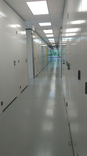 Self-Storage Facility «Life Storage», reviews and photos, 1 Executive Blvd, Farmingdale, NY 11735, USA