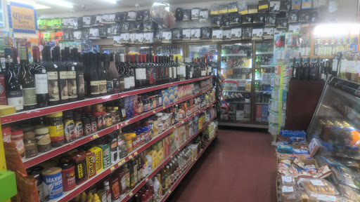 Convenience Store «Deli View», reviews and photos, 25 NW 9th St, Miami, FL 33136, USA