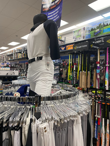 Sporting Goods Store «Big 5 Sporting Goods», reviews and photos, 3831 Alton Pkwy, Irvine, CA 92606, USA