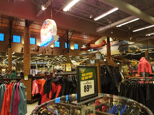 Sporting Goods Store «Bass Pro Shops», reviews and photos, 7000 Arundel Mills Cir, Hanover, MD 21076, USA