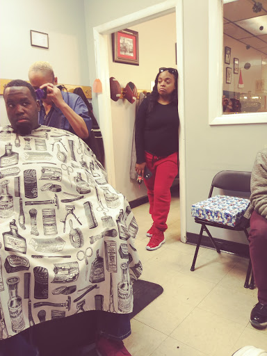  «Kold Kuts Barber Shop», reviews and photos, 15179 E Colfax Ave, Aurora, CO 80011, USA