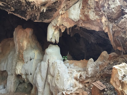 ถ้ำเขาฆ้องชัย Khao Khong Chai cave