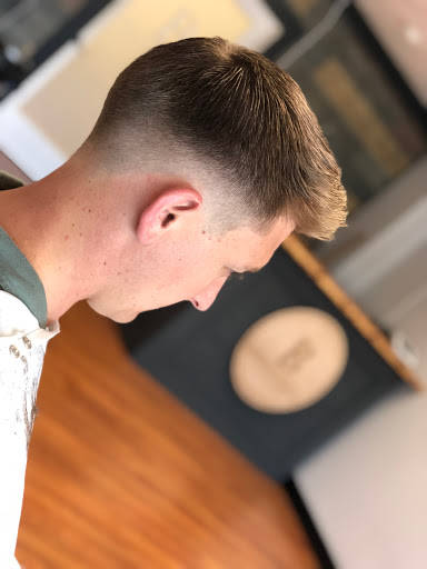 Barber Shop «Burlington Barbershop», reviews and photos, 20 W Burlington Ave, Westmont, IL 60559, USA