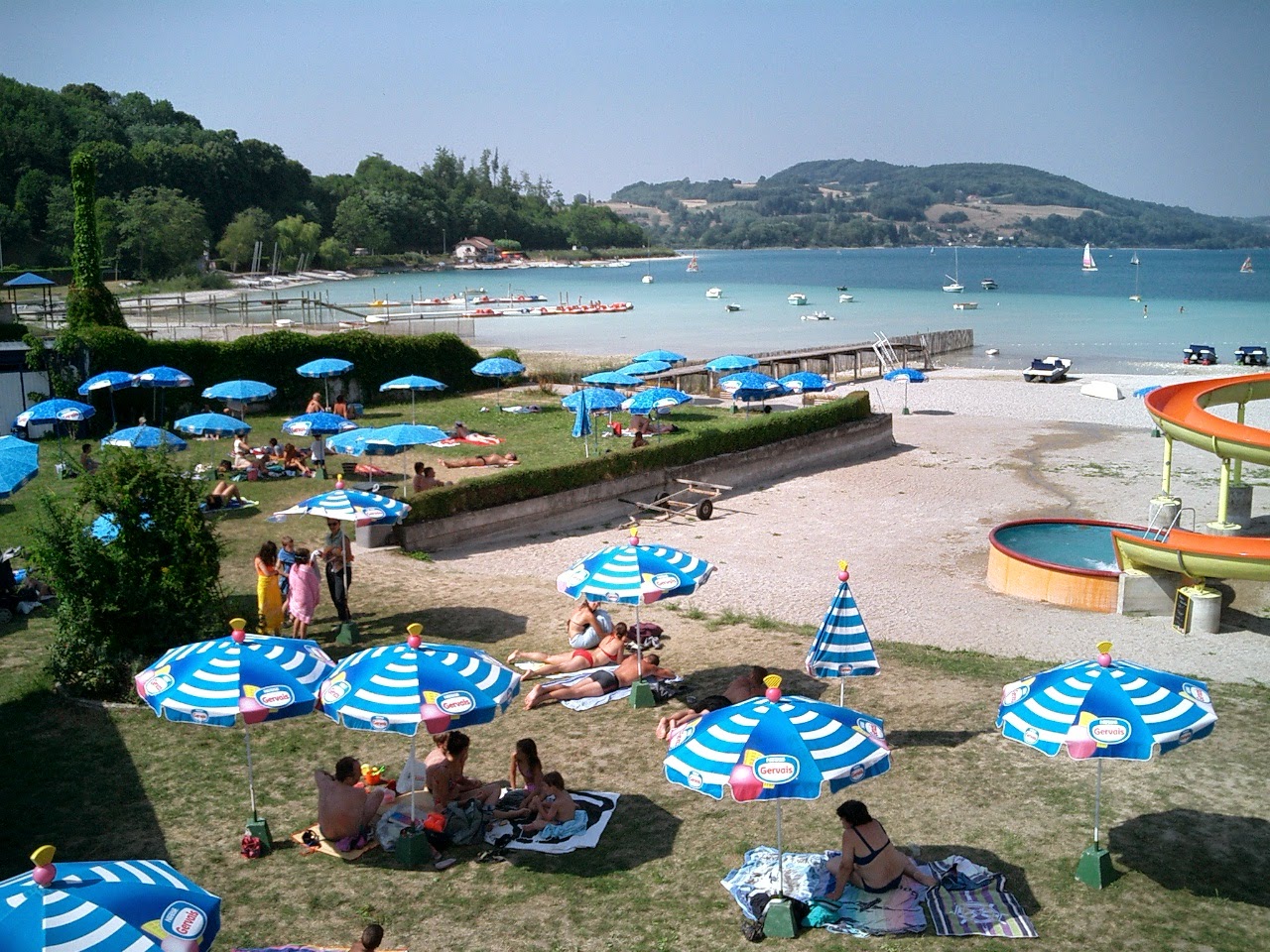 La Plage des Dauphins'in fotoğrafı kısmen tatil bölgesi