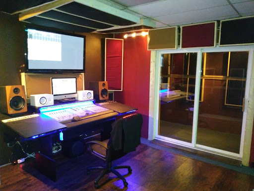 BandCashEnt studios