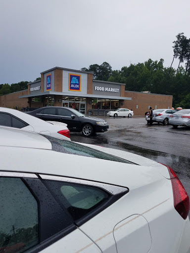 Supermarket «ALDI», reviews and photos, 2106 Forest Hills Rd W, Wilson, NC 27893, USA