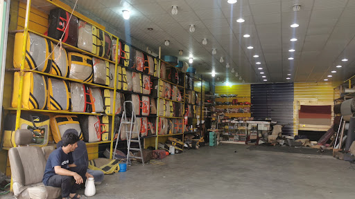 الهامور لتنجيد وزينة السيارات 