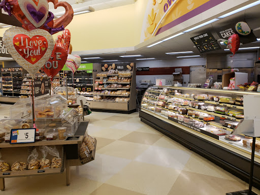 Supermarket «Giant», reviews and photos, 3521 East-West Hwy, Hyattsville, MD 20782, USA