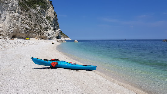 Forni Beach