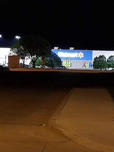 Department Store «Walmart Supercenter», reviews and photos, 5411 2nd Ave, Kearney, NE 68847, USA
