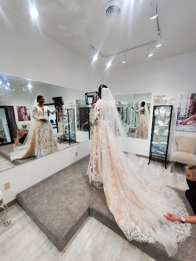 Bridal Shop «Alan Evans Bridal», reviews and photos, 512 Center Ave, Moorhead, MN 56560, USA