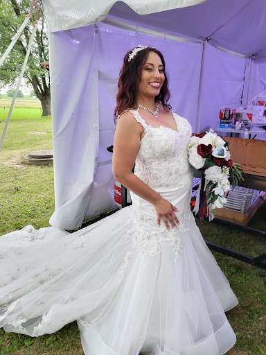 Bridal Shop «The Wedding Tree», reviews and photos, 418 Main St, La Crosse, WI 54601, USA