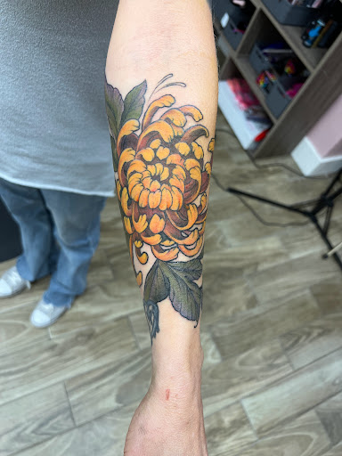 Explore lotus tattoo ideas, creative tattoo ideas in Norco, available at Live Canvas Tattoo Parlour