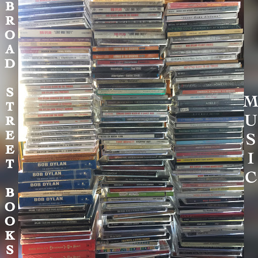 Used Book Store «Broad Street Books», reviews and photos, 1 Mill St, Branchville, NJ 07826, USA