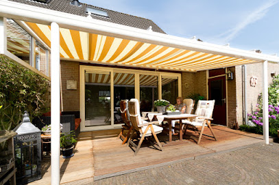 Ambiance Zonwering van der Wal - Sunblinds and Pation roof