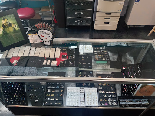 Find tattoo ideas with meaning for family for your next unique tattoo in North Fort Myers at Str8line Tat2 & Body Piercing