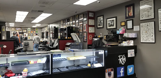 Tattoo Shop «Red Octopus Tattoos & Body Piercings», reviews and photos, 7465 Annapolis Rd, Hyattsville, MD 20784, USA