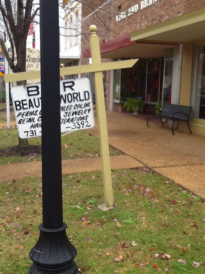 B & R Beauty World 38375