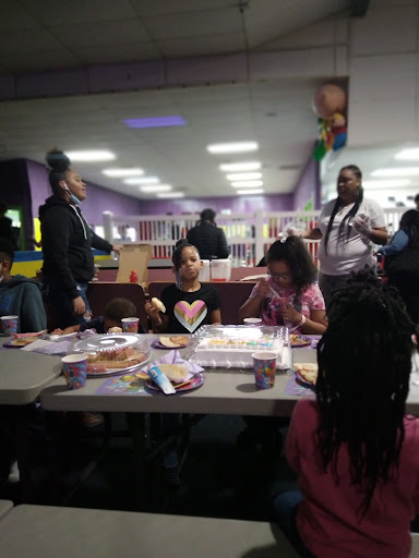 Amusement Center «Star City Skate & Play», reviews and photos, 1131 N Wesleyan Blvd, Rocky Mount, NC 27804, USA