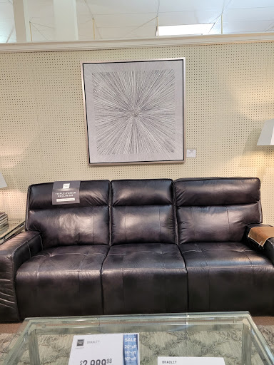 Furniture Store «Value City Furniture», reviews and photos, 202 Mid Rivers Mall Drive, St Peters, MO 63376, USA