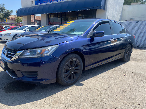 Used Car Dealer «Hernandez Auto Sales», reviews and photos, 619 N Anaheim Blvd, Anaheim, CA 92805, USA