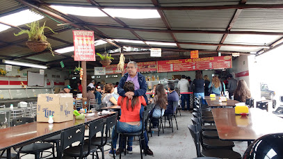 Restaurante Piqueteadero Parador Las Conchitas Autopista Medellin Siberia km 5, Guadalajara, Cundinamarca, Colombia